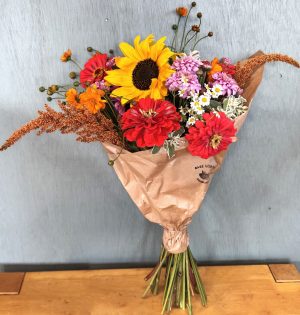 Irish Seasonal Flowers – Florist’s Choice - Image 3