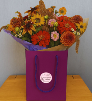 Seasonal Autumn Bouquet – Farm Fresh Flowers
